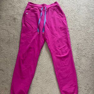 Figs Clara Jogger size small in Raspberry Sorbet